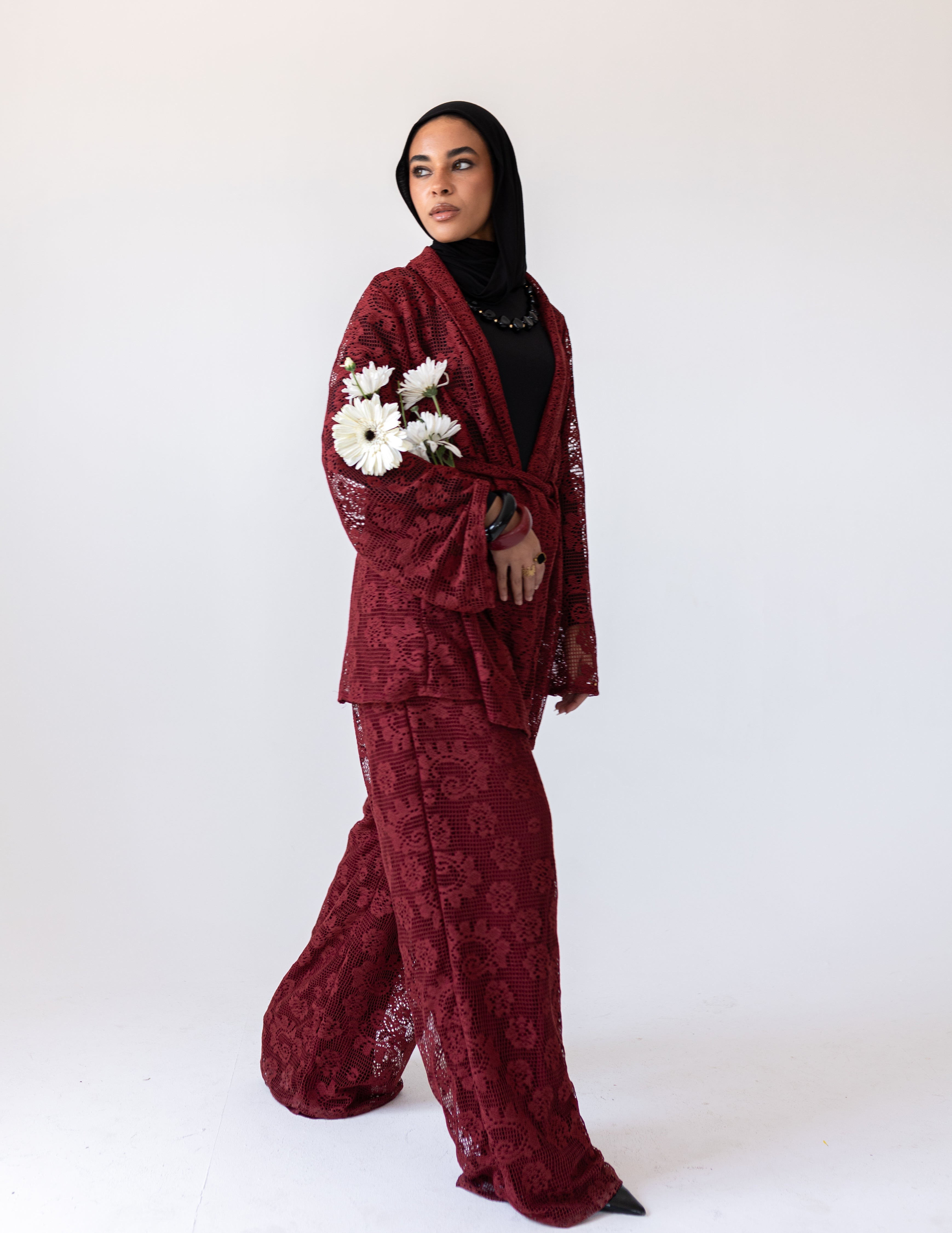 Sunveil Lace Set — Burgundy