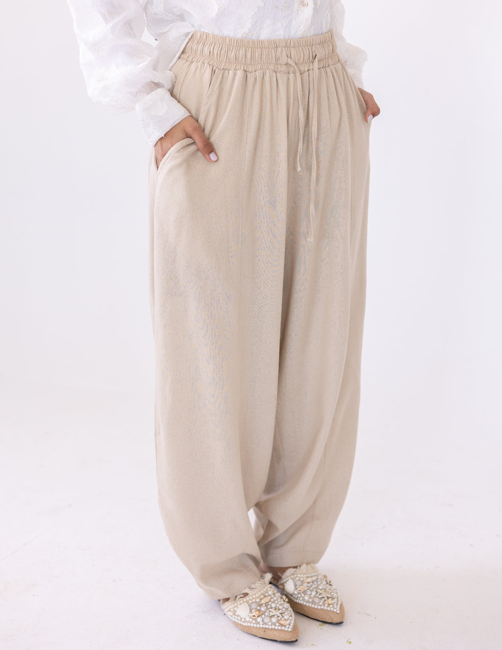 Linen Balloon Fit — Beige