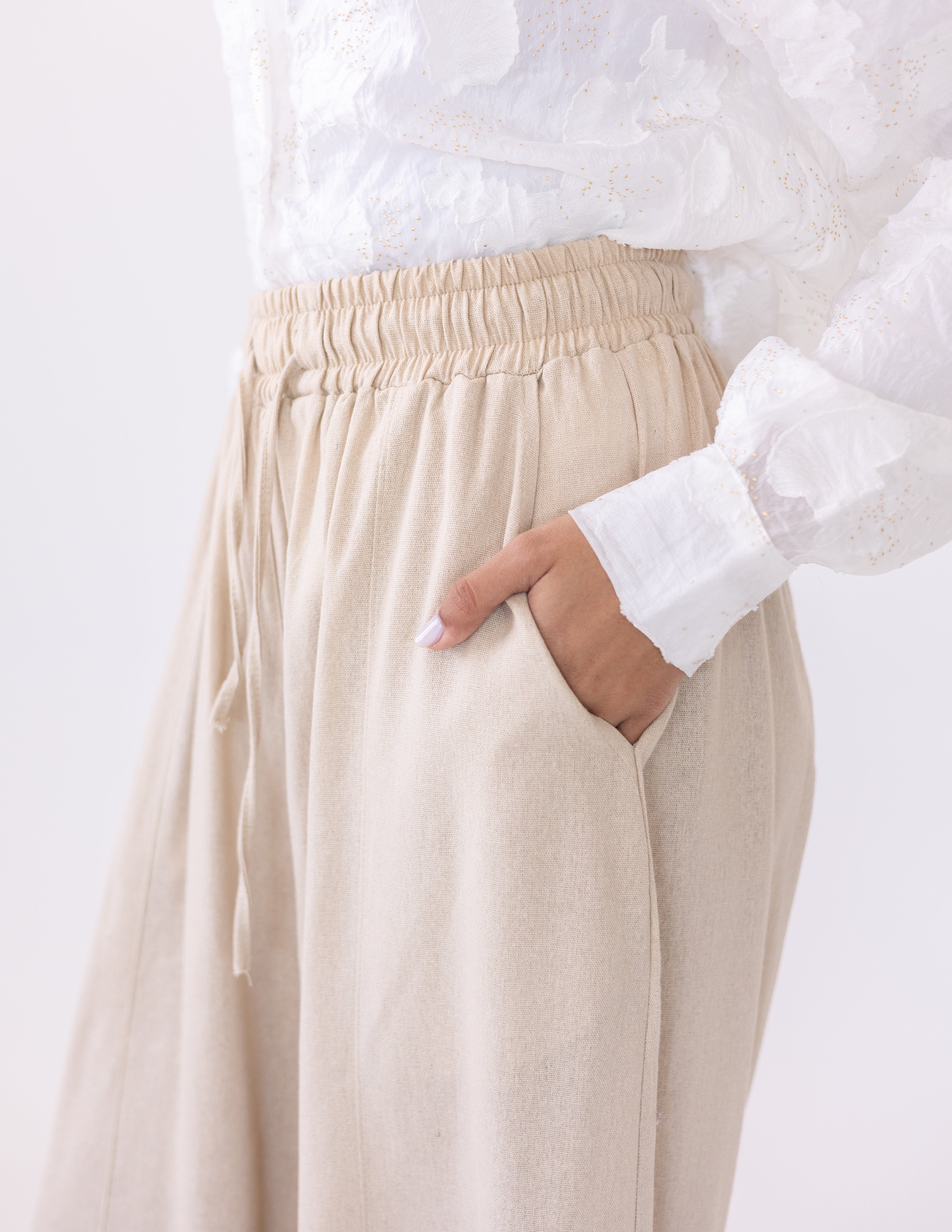 Linen Balloon Fit — Beige