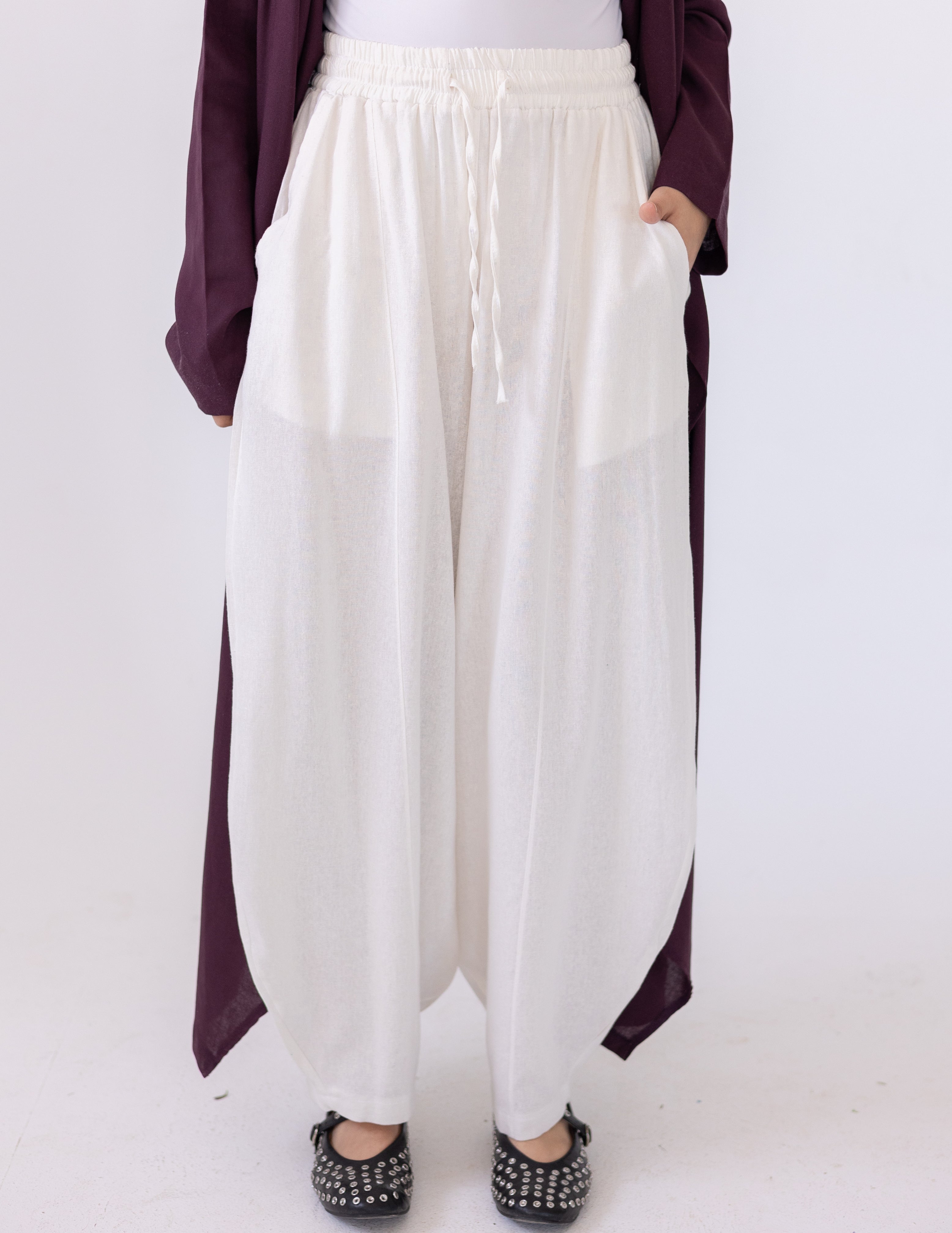 Linen Balloon Fit — Off White