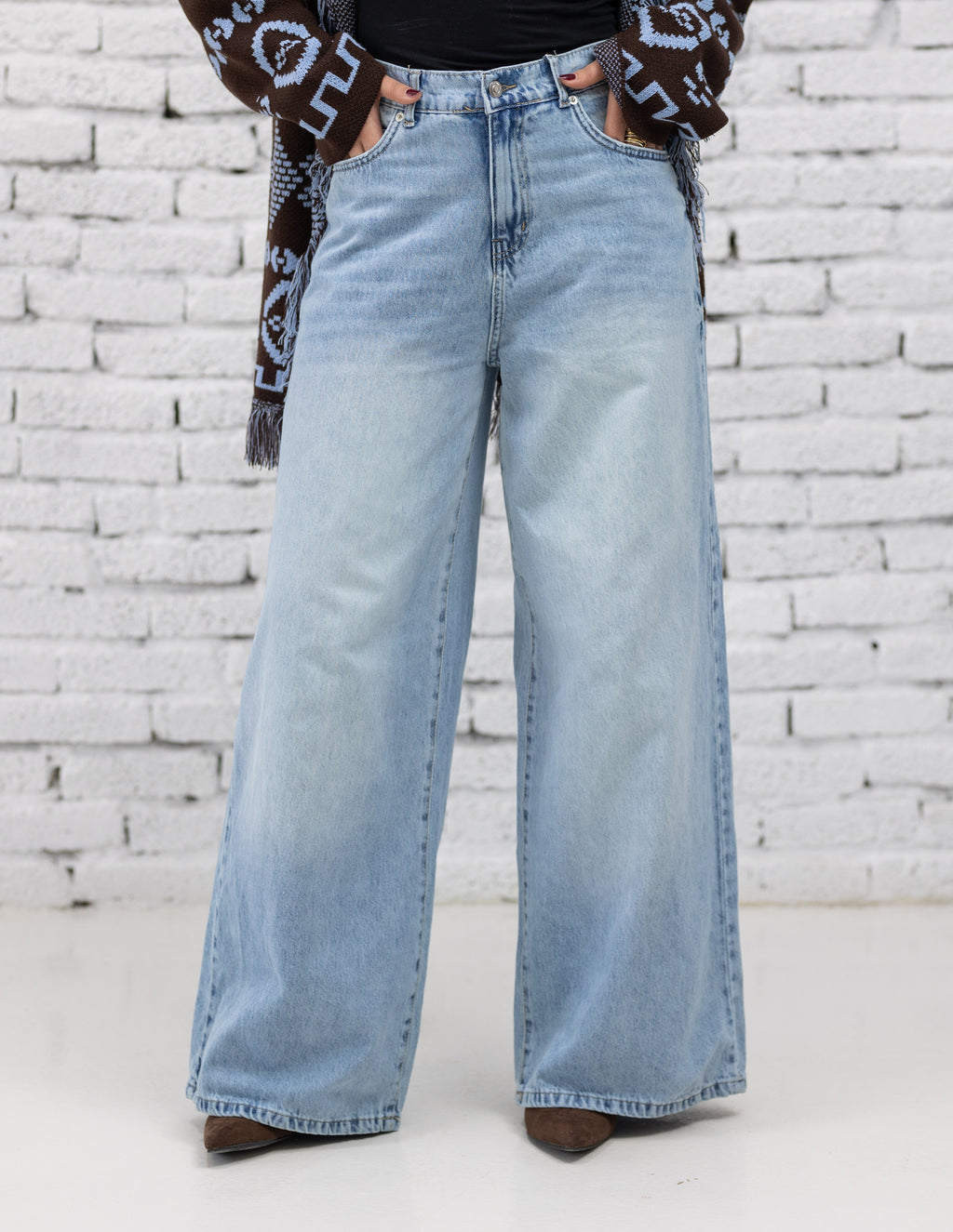 Wide Leg Denim — Light Blue