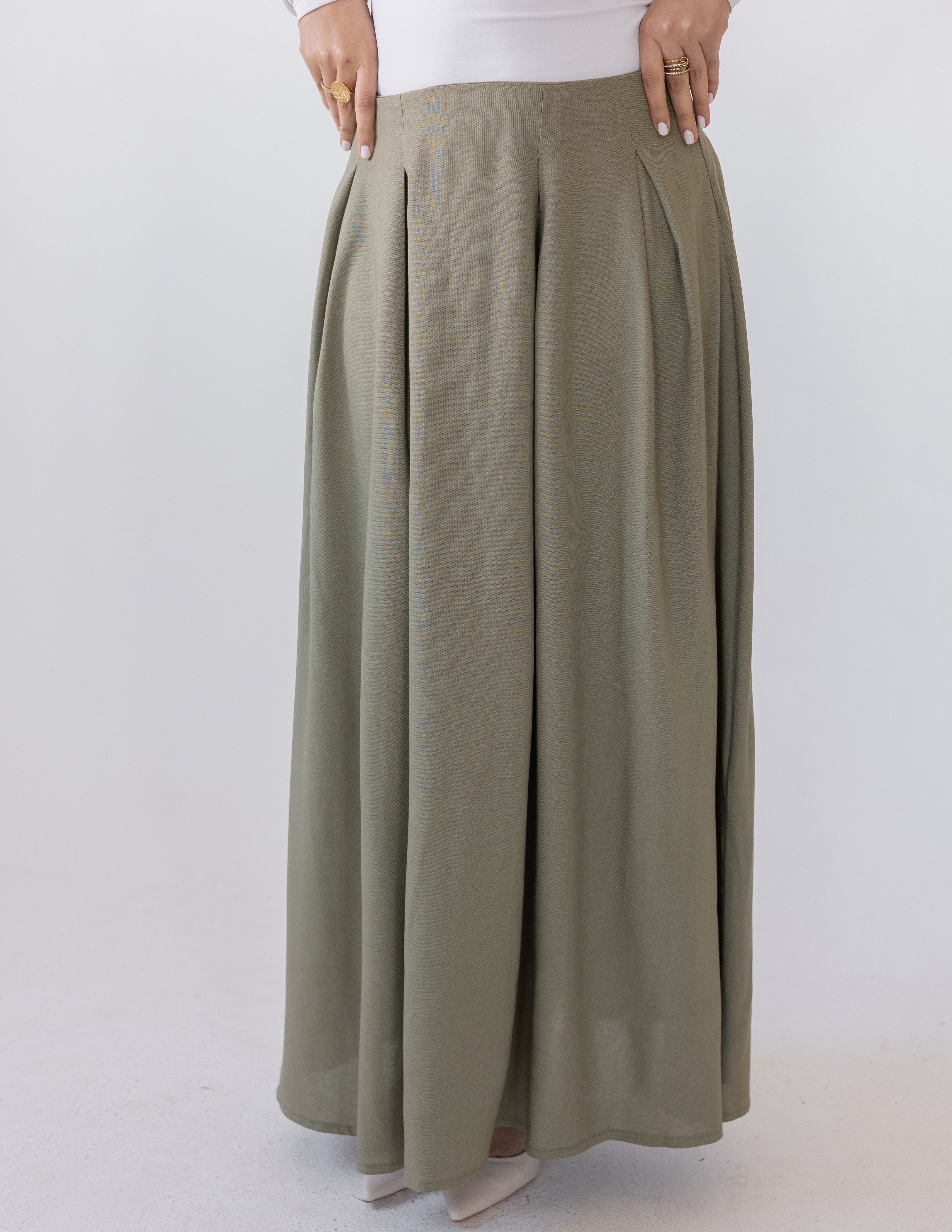 Darts Skirt — Olive
