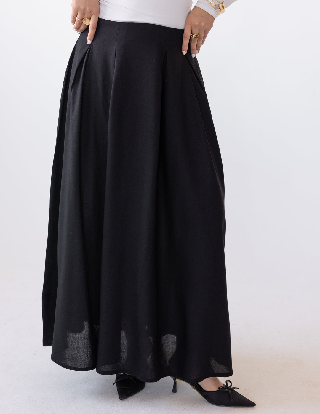 Darts Skirt — Black