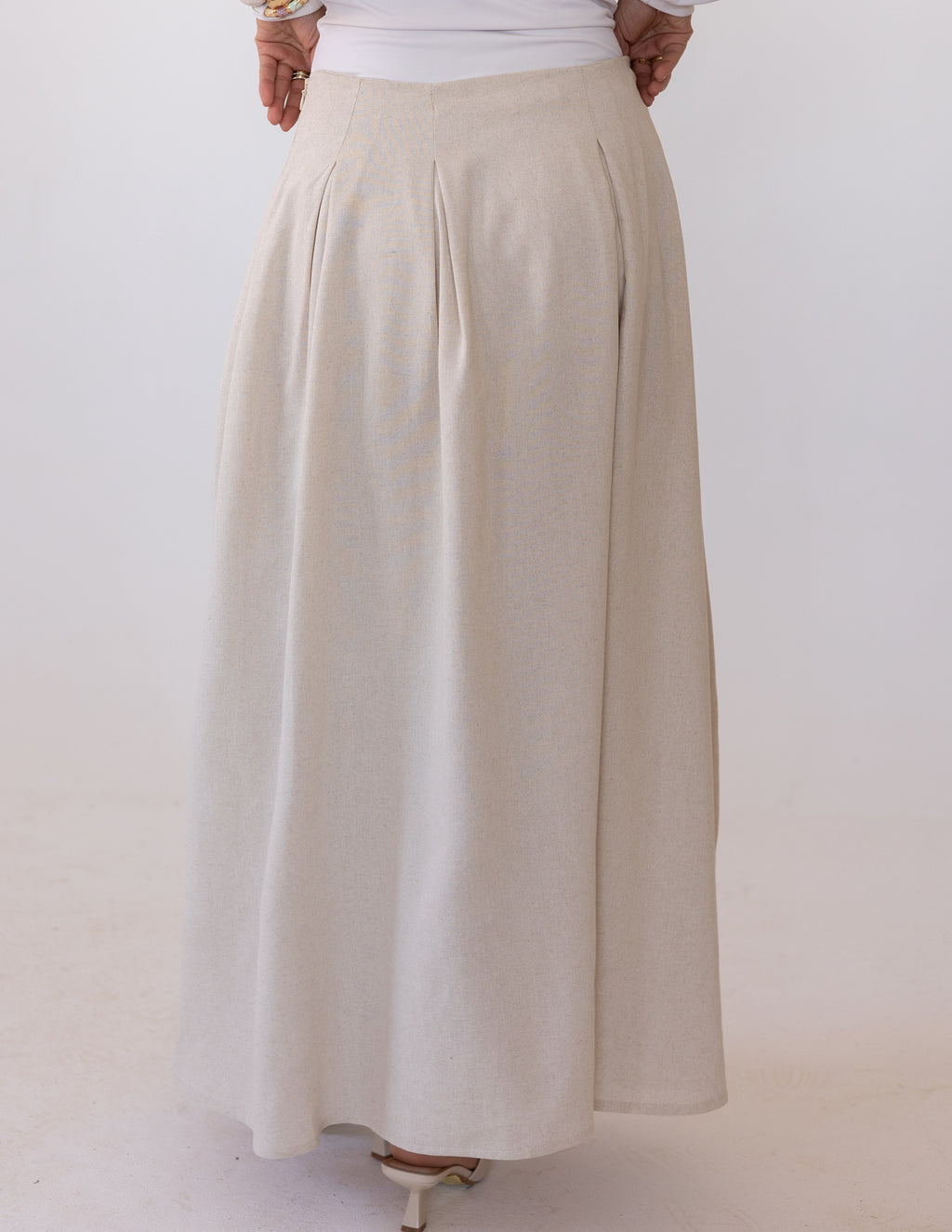 Darts Skirt — Beige