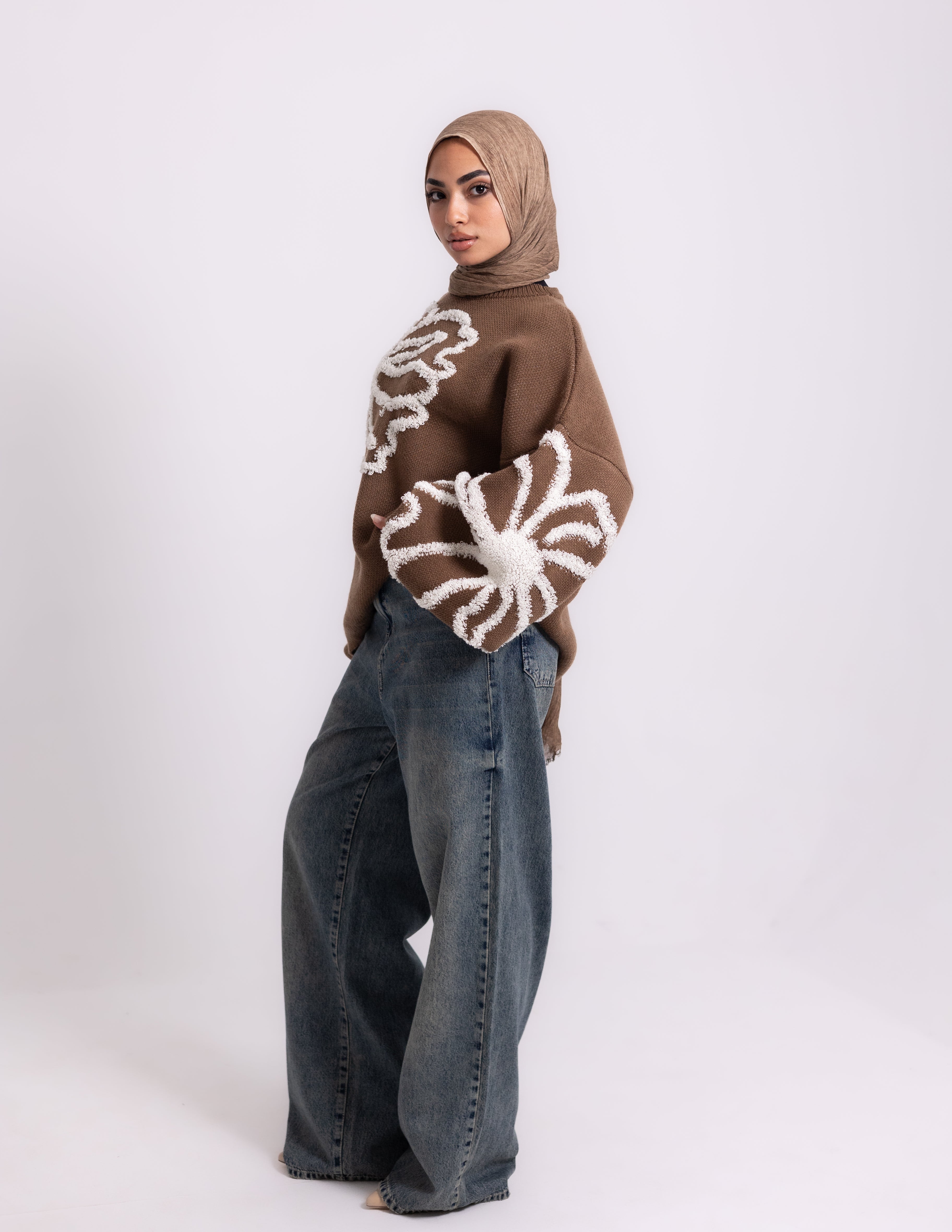 Fleur Knyt Pullover — Brown