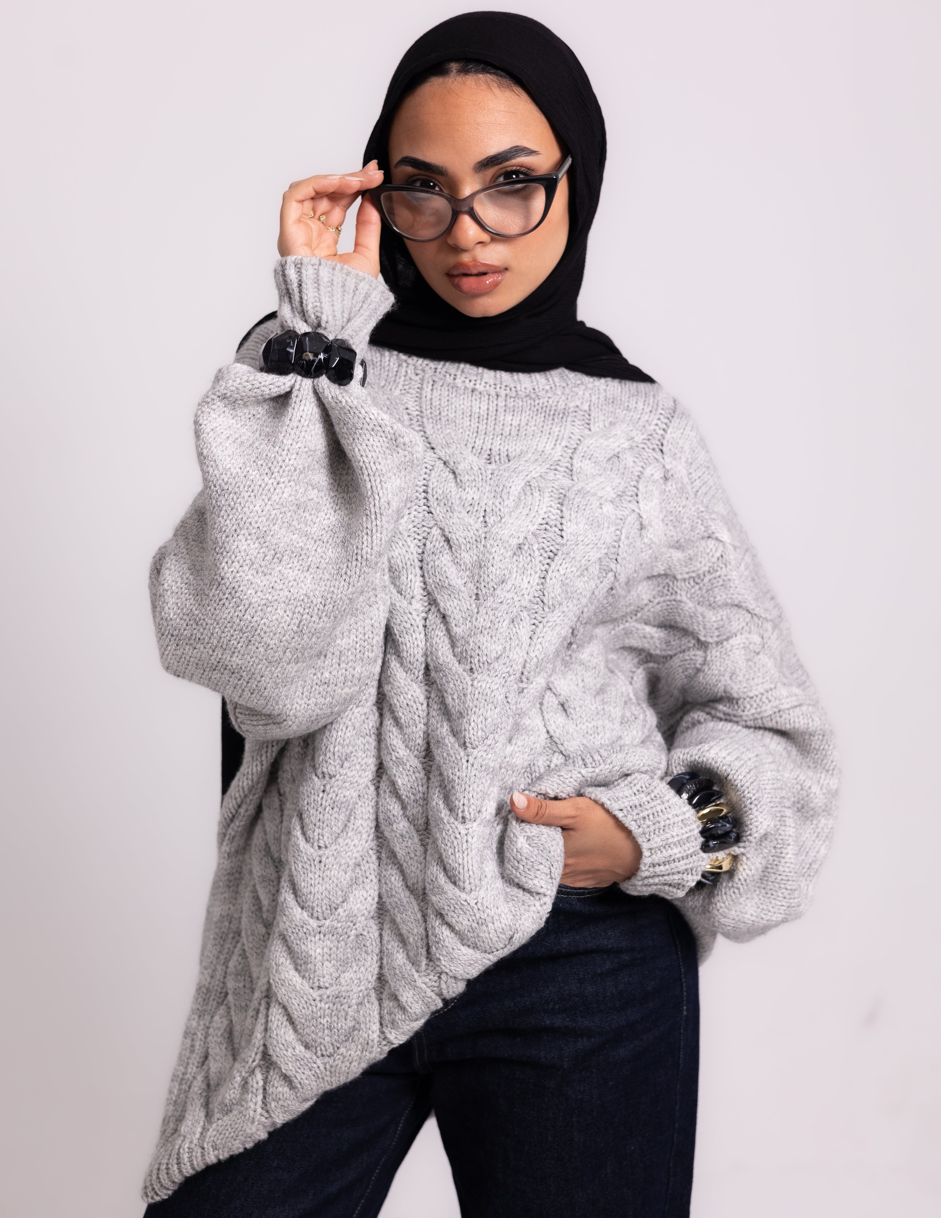 Braided Knyt Pullover — Light Grey