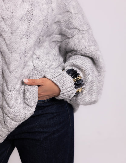 Braided Knyt Pullover — Light Grey